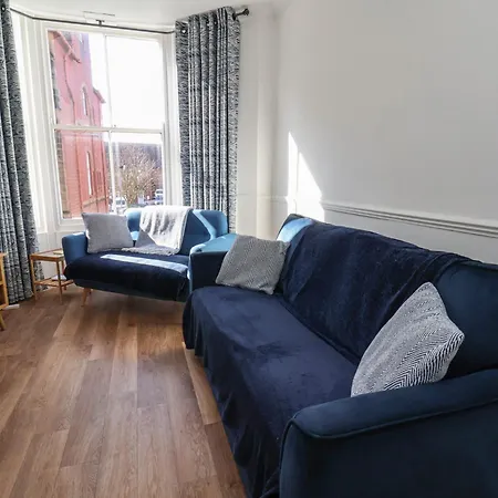 Granby Place 2 *